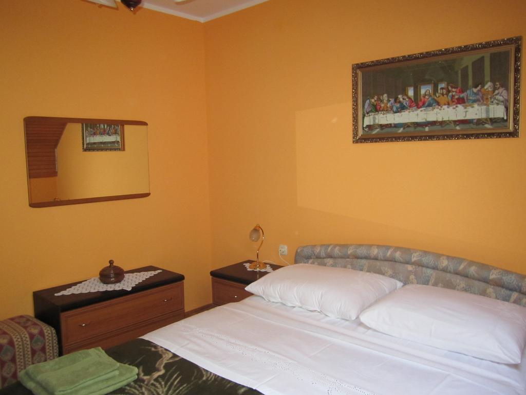 Guest House Sveti Marko Gacka Otočac Eksteriør billede