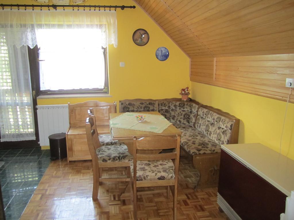 Guest House Sveti Marko Gacka Otočac Værelse billede