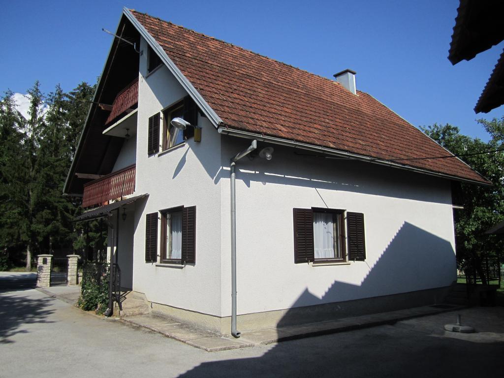 Guest House Sveti Marko Gacka Otočac Eksteriør billede
