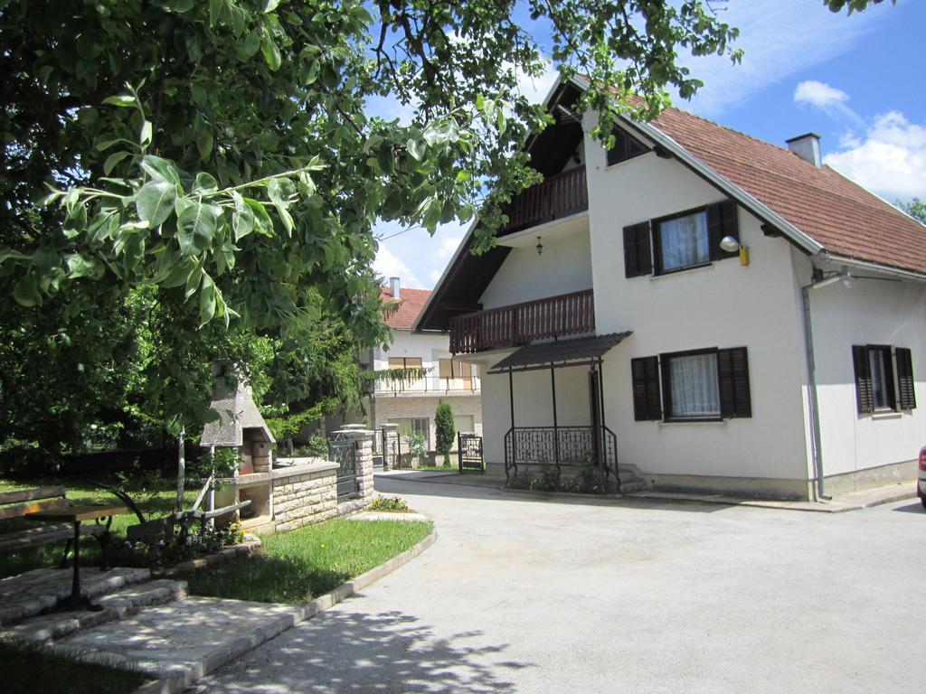 Guest House Sveti Marko Gacka Otočac Eksteriør billede